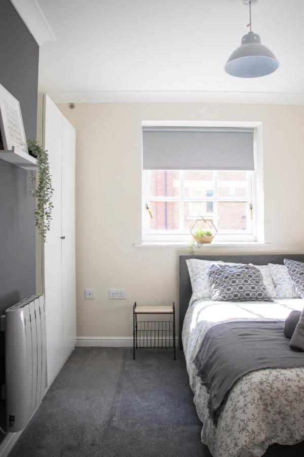 Lovely 3-Bedroom Apartment In Colchester Exteriör bild