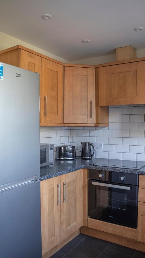 Lovely 3-Bedroom Apartment In Colchester Exteriör bild