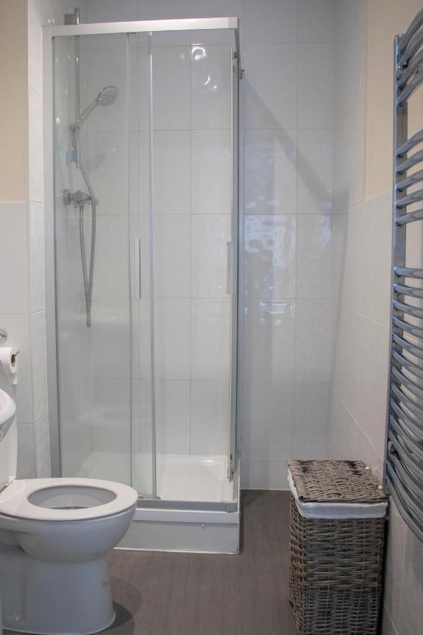 Lovely 3-Bedroom Apartment In Colchester Exteriör bild